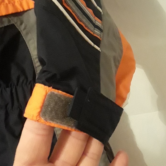 Baby Boys...Green dog (Sport) hooded coat - Picture 6 of 6